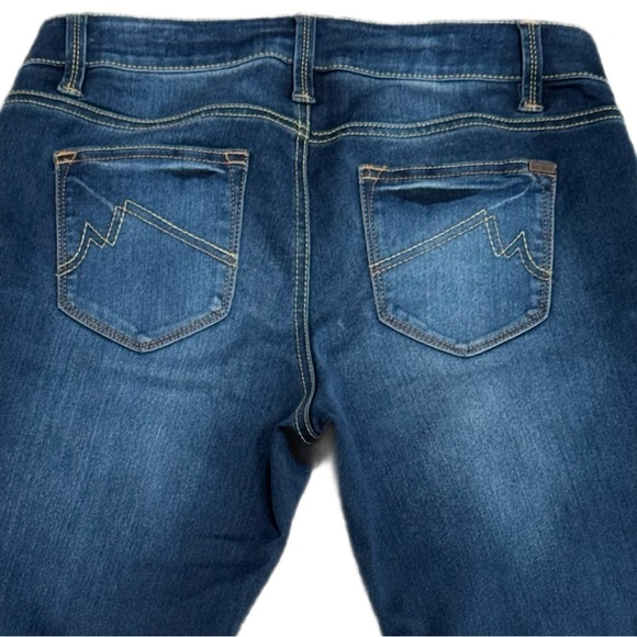 Max Jeans Women’s 5 Pocket Dark Wash Low Rise Blue Crop Pants Size 4 - Picture 5 of 10